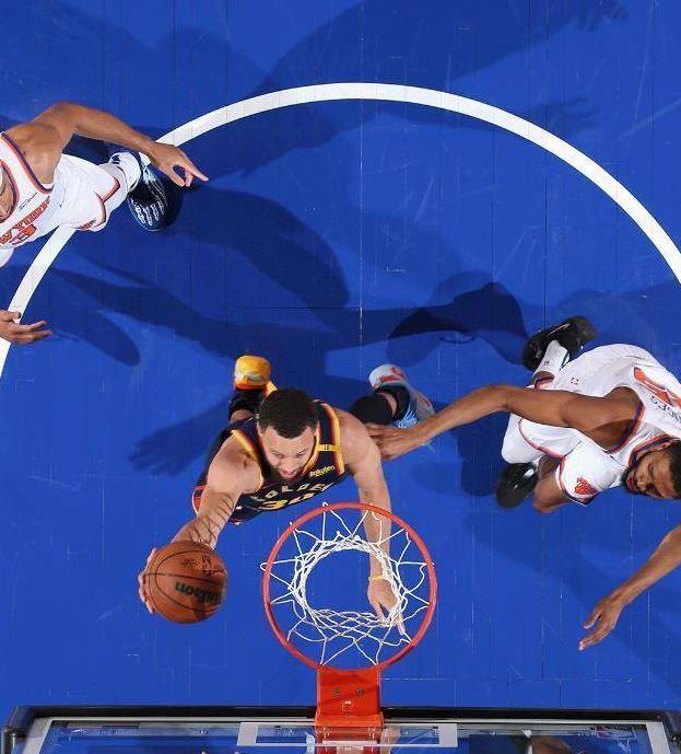 关于尼克斯队表现出色，击败对手取得胜利的信息