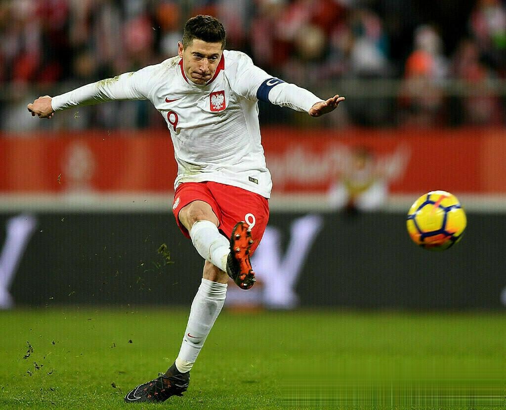 包含乌克兰运动员斗志昂扬，决心取胜的词条