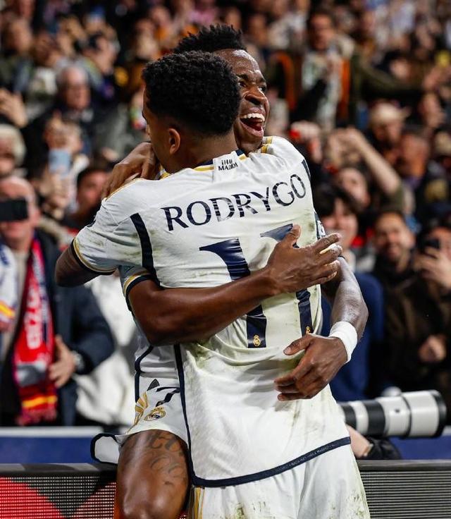 包含顶级球队实力对决高潮不断精彩继续的词条 包含顶级球队实力对决高潮不断精彩继续的词条