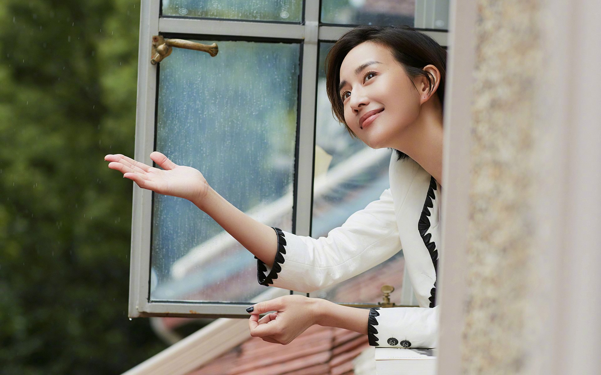 时空交错,当拜仁争冠的读秒与加拿大男篮的加时共振