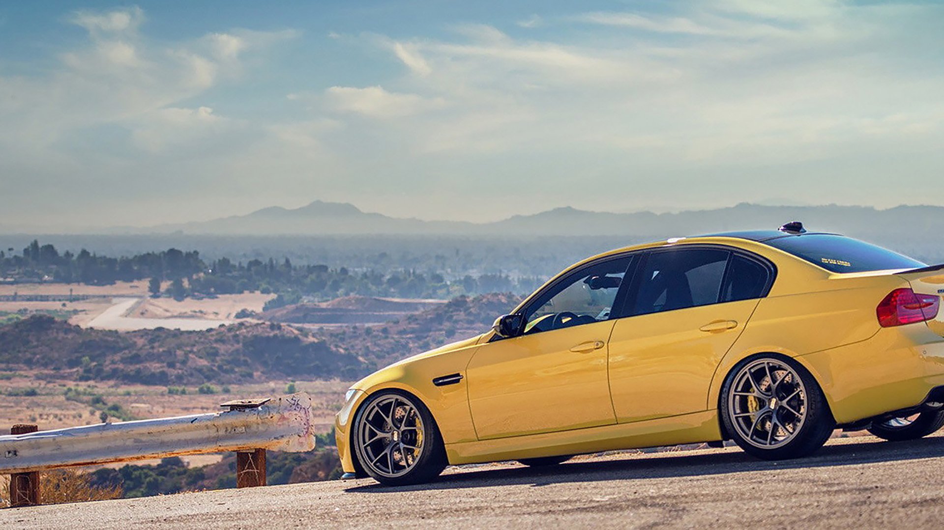 纪录之夜，哈兰德的辉煌与智利的胜利—足球世界的双重荣耀